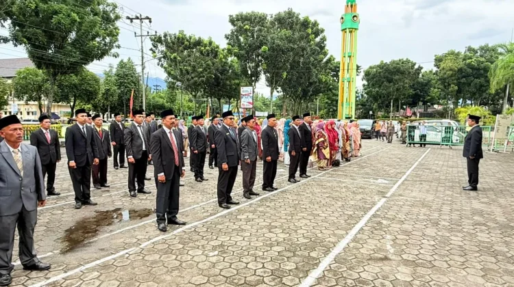 Sekda Agam Lantik 104 Kepala Sekolah, Dorong Peningkatan Mutu Pendidikan