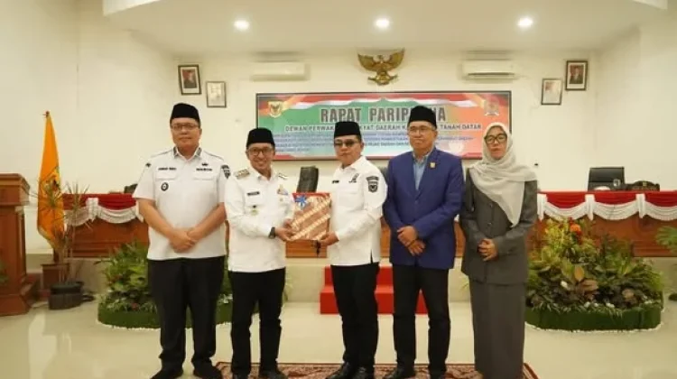 Jawaban Bupati atas Pandangan Umum Fraksi terhadap 3 Ranperda