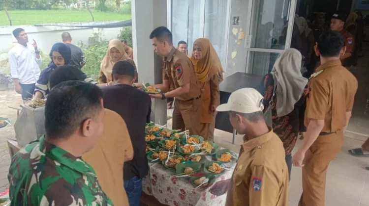Judul: Babinsa Koramil 01/Payakumbuh Hadiri Rapat Koordinasi dan Halal Bihalal