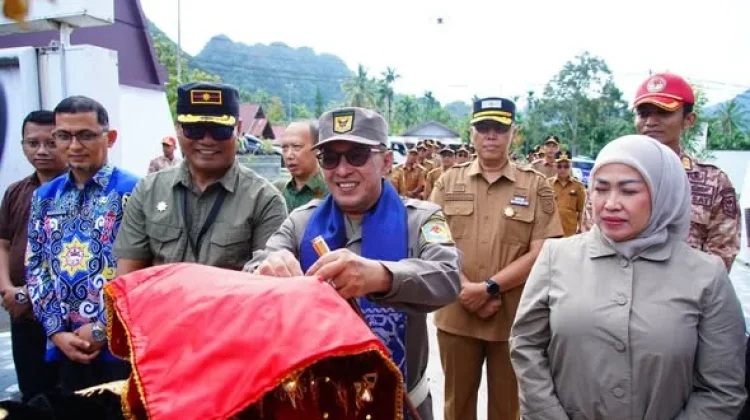 Bupati Eka Putra Masukkan 73 Wali Nagari ke Kampus IPDN Sumbar