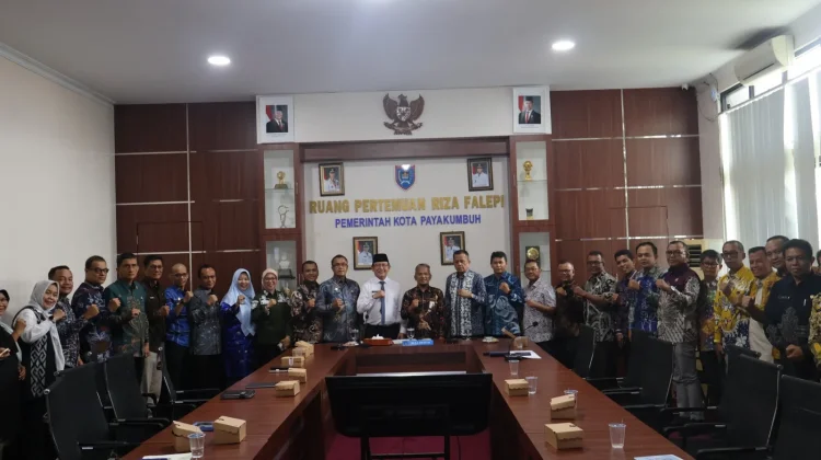 Wali Kota Payakumbuh Ambil Sumpah Jabatan Pejabat Baru