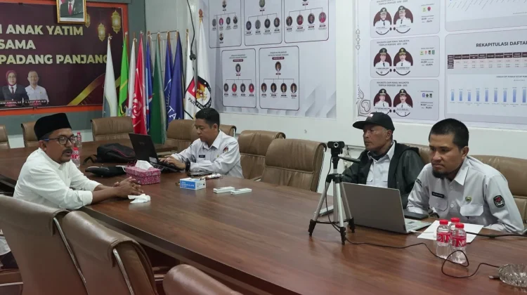 KPU Padang Panjang Gelar Rapat Penyesuaian Rencana Kegiatan dan Anggaran