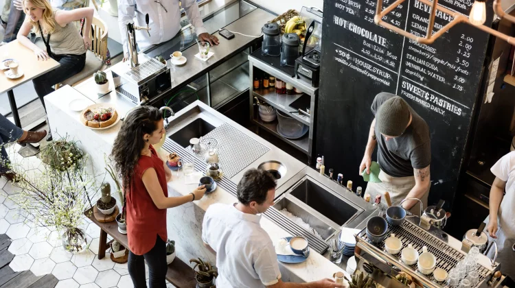 Strategi Jitu Bertahan dan Berkembang di tengah Maraknya Coffee Shop