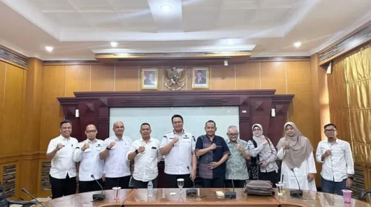 Wabup Ahmad Fadly Sambut Baik Investor yang Ingin Berinvestasi di Tanah Datar