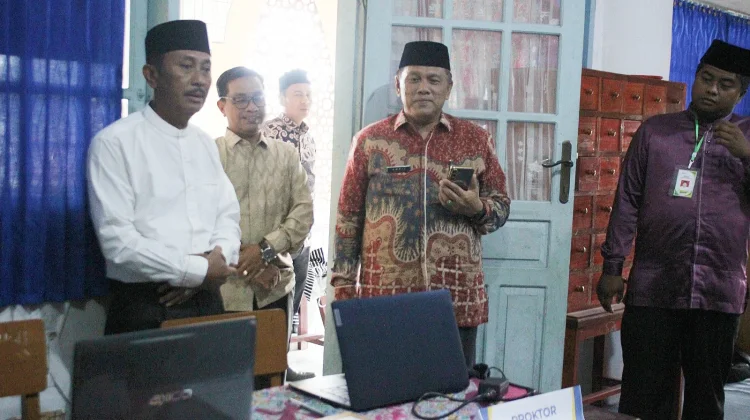 Kemenag Tanah Datar Kawal TKA dan Ekoteologi: Semangat Siswa di Tengah Ujian