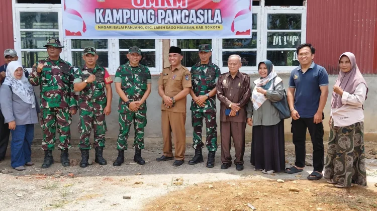 Tim Korem 032/Wbr Kunjungi Kampung Pancasila Di Nagari Balai Panjang