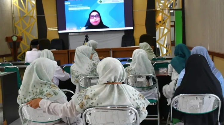 Ikuti Bimtek: Kemenag Bukittinggi Komitmen Wujudkan ZI