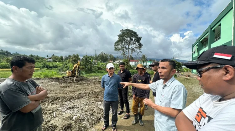Wawako Allex Saputra Tinjau Rehabilitasi Lahan Sawah Terdampak Bencana 2025