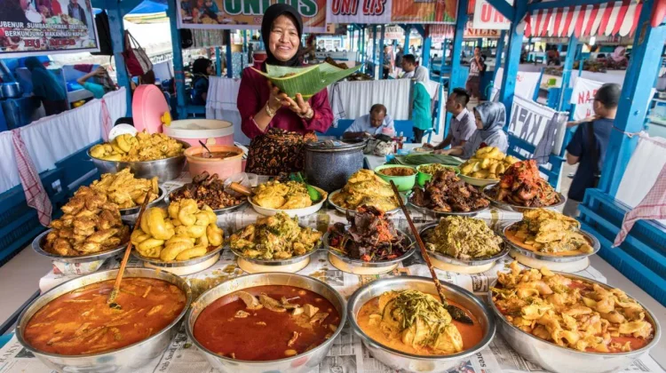 Nasi Kapau Warisan Kuliner Minangkabau yang Sudah Turun-temurun