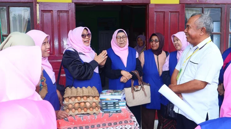 Peringati Hari Kartini, GOW Payakumbuh Salurkan Bantuan ke Tiga Panti