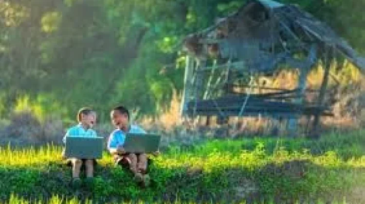 Kampung Internet Tingkatkan Literasi Digital, dan Buka Peluang Ekonomi Warga Desa