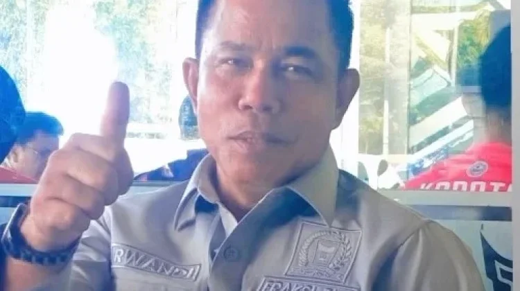 Irwandi Dilirik Memimpin Porlasi Sumbar
