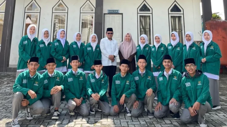Santri Tembus PTN PTKIN Berkat Beasiswa BAZNAS