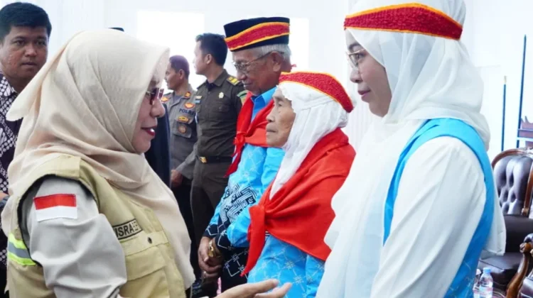 Bukittinggi Berangkatkan 255 Calon Haji 2026