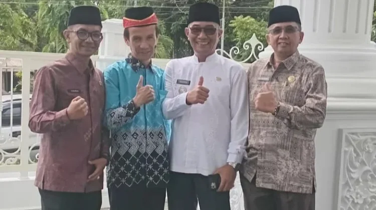 Karu Abdul Aziz Pimpin Regu 3 Kloter 7, Bangun Kebersamaan Jemaah Lewat WA Keluarga