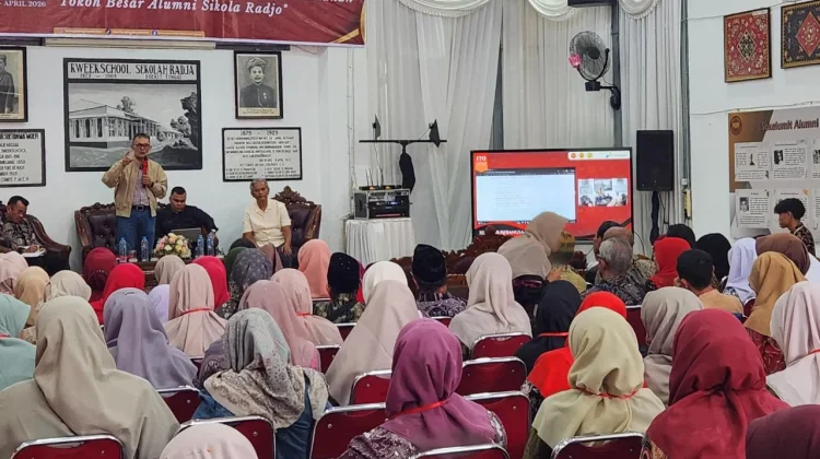 Peran Kweekschool SMAN 2 Bukittinggi dalam Lahirnya Bahasa Indonesia Modern