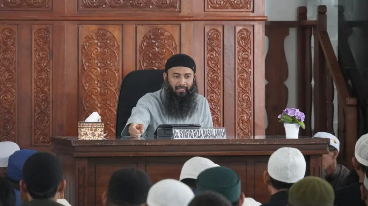 Masjid Agung Padang Panjang Padat, Ustaz Syafiq Kajian "Mengimani Takdir"
