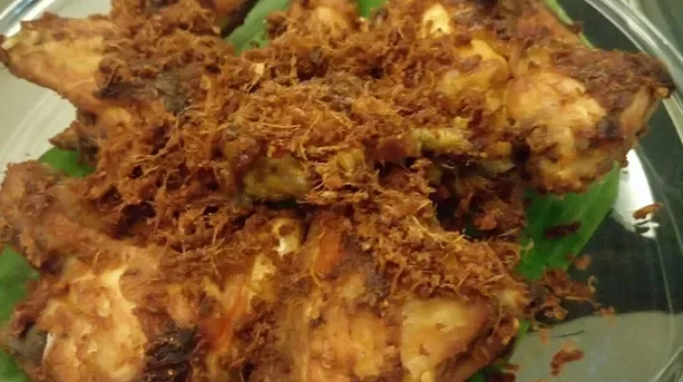 Ayam Goreng Lengkuas, Masakan Beraroma Rempah yang Renyah