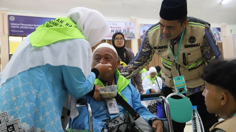 Jemaah PDG 05 Padang Pariaman Tiba, Lansia Prioritas Layanan