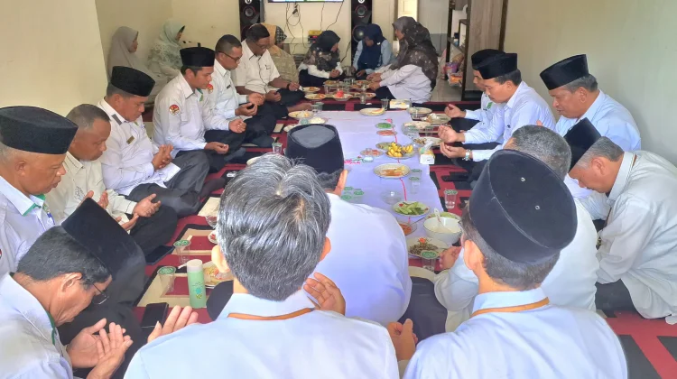 Doa Haru Iringi Eri Iswandi Menuju Tanah Suci Makkah Al Mukkaramah