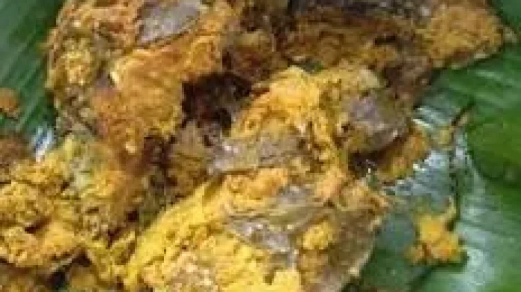Pangek Lapuak, dan Daun Kasambi Masakan Khas Minang