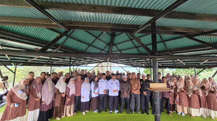 Silaturahmi Guru MI Tanah Datar Teguhkan Karakter Siswa