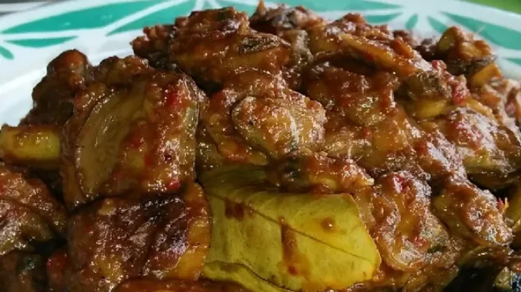 Randang Lokan Masakan Khas Pesisir Selatan yang Enak