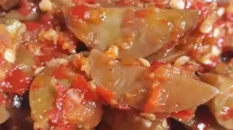 Jengkol Balado Khas Minangkabau , gurih dan beraroma khas