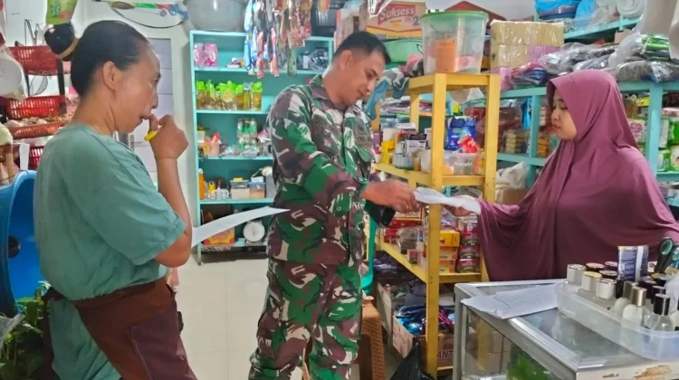 Babinsa Guguak Komsos Perkuat Kepedulian Lingkungan dan Kebencanaan