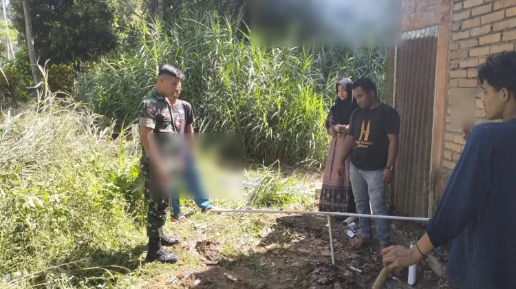 Babinsa Guguk Ajak Warga Hemat Air dan Waspada Bencana Lewat Komsos