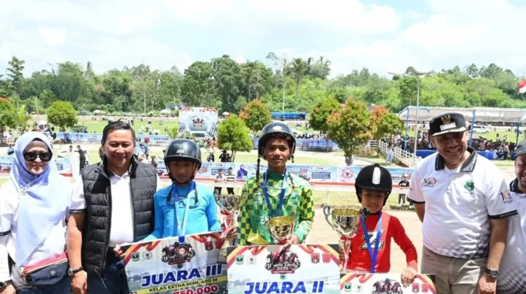 Wako Ramlan Buka Pacu Kuda Wisata Derby Bukittinggi-Agam 2026