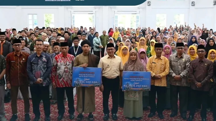 Pemko Bukittinggi Salurkan Insentif Guru Keagamaan dan Garin Triwulan I 2026