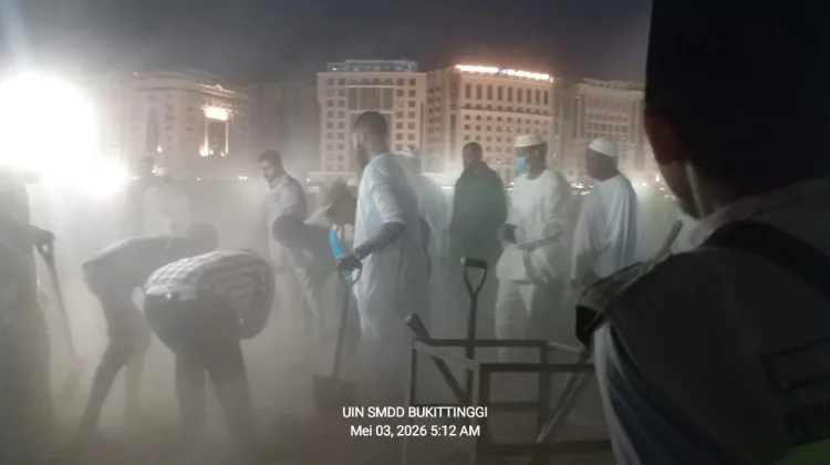 Jemaah Yunilis Muin asal Bukittinggi Dimakamkan di Madinah Subuh Tadi