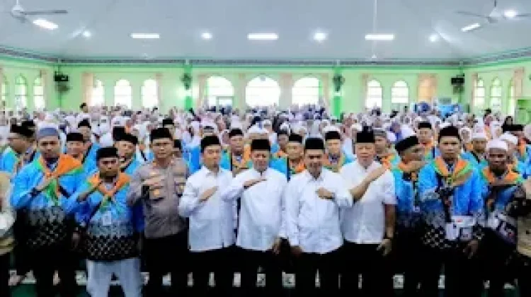 Bupati Pasaman Lepas 193 CJH 1447 Hijriah Penuh Haru, Doa & Air Mata