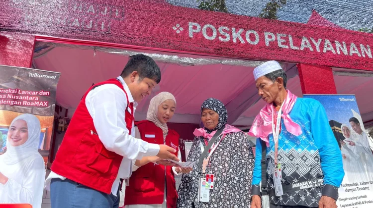 Telkomsel Hadirkan Posko Siaga Haji di Batam & Padang