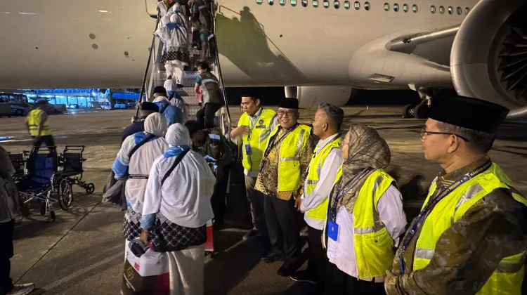Ombudsman Puji Layanan Cepat Jemaah di Embarkasi Padang