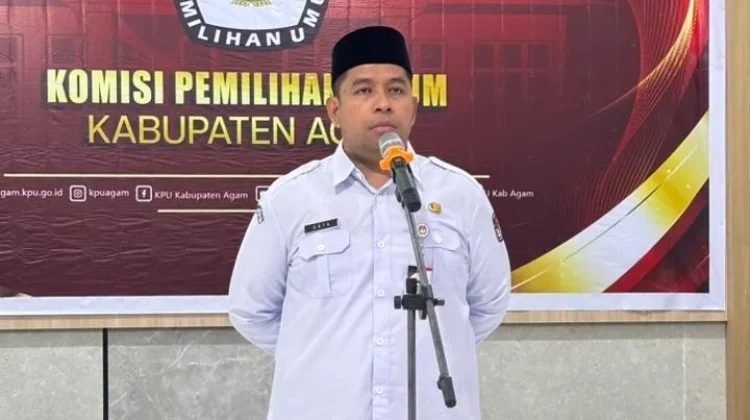 Purna Tugas di KPU Agam, Oktadonis Dilantik sebagai Sekretaris KPU Kota Pekanbaru