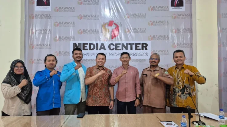 Bawaslu Padang Panjang Gandeng Ormas-OKP, Perkuat Layanan Hukum lewat MoU