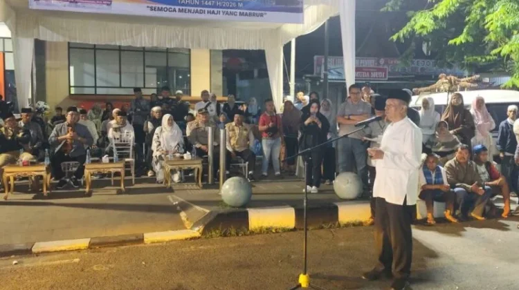 175 Jemaah Calon Haji Payakumbuh Dilepas Menuju Tanah Suci