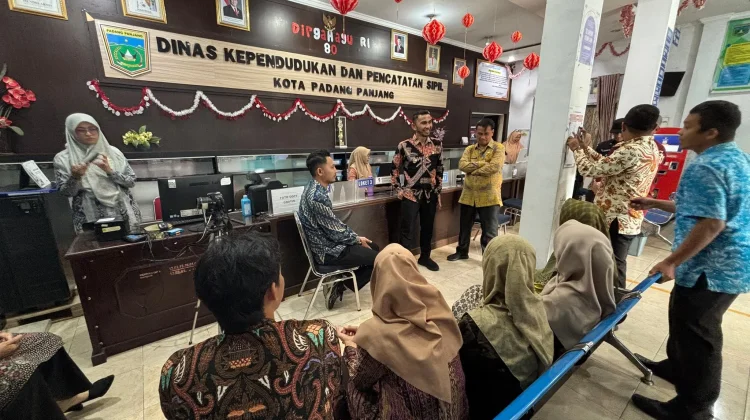 Wawako Allex Sidak Disperdakop dan Disdukcapil, Tekankan Disiplin ASN
