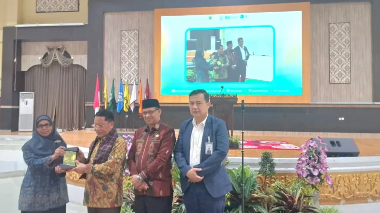 Sekjen Kemenag; Kampus Tak Cukup Hebat Tanpa Kontribusi untuk Masyarakat