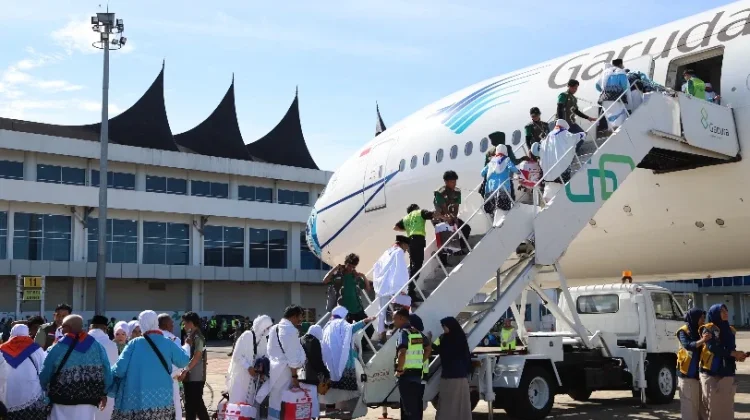 Kloter 14 Berangkat, Embarkasi Padang Sukses Tuntaskan Pemberangkatan Haji