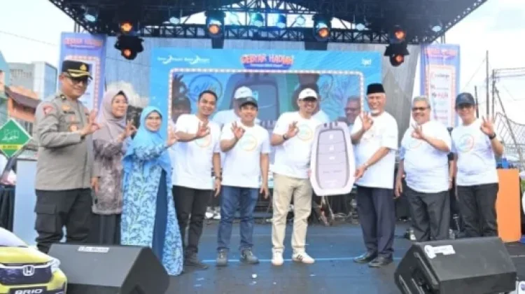 Gubernur Puji Bank Nagari Konsisten Hadirkan Inovasi Layanan Memikat Nasabah