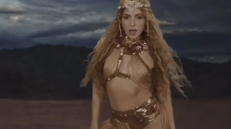 Tiara Karya Rinaldy Yunardi Hiasi Video Musik Terbaru Shakira