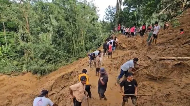 2.000 Warga Situjuah Terisolasi Desak Alat Berat Datang