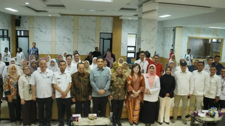 Wamenkes Kunjungi RSUD Padang Panjang, Dorong Penguatan SDM Kesehatan