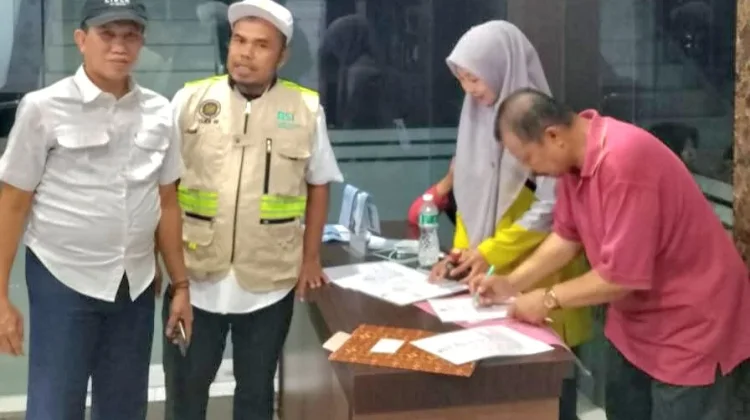Sinergi Tanpa Batas, Air Zam-zam Jemaah Haji Tiba di Kantor Kemenhaj Bukittinggi