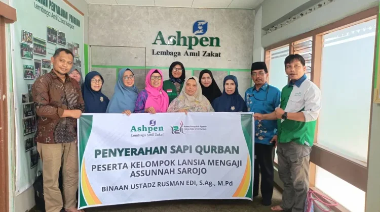Semangat Berkurban: Kelompok Binaan PAI Bukittinggi Berbagi
