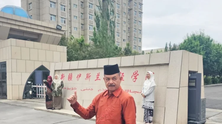 Lawatan ke China, Ketua LKAAM Sumbar Sebut Islam Berkembang Baik