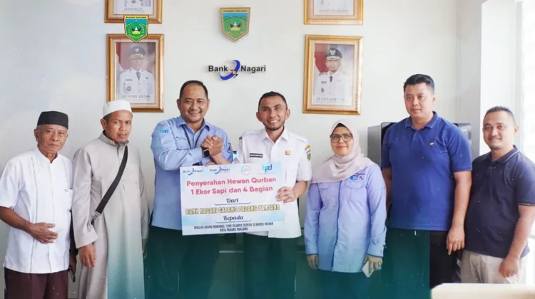 Dukungan Bank Nagari Warnai Kurban Islamic Centre Padang Panjang